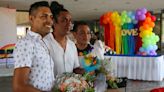 Matrimonios igualitarios en Guerrero: por primera vez, parejas LGBTIQ+ se dan el “sí” en Acapulco