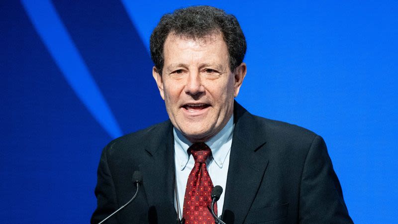 Nicholas Kristof says press ‘shouldn’t be neutral’ with coverage of Trump’s threats to democracy | CNN Business