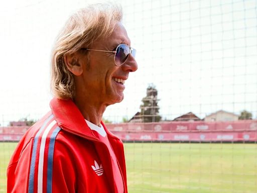 Ricardo Gareca deja a un lado al Perú declarando su admiración por la gastronomía sureña: “En Chile se come muy bien”