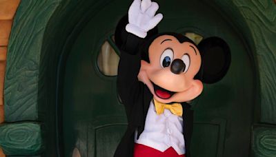 5 vacation spots for Disney fans that aren't Orlando or Anaheim