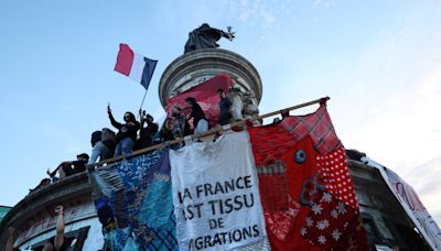 Francia: frenan a la extrema derecha