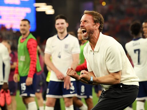 England plan bus parade around London next week as Three Lions eye Euro glory