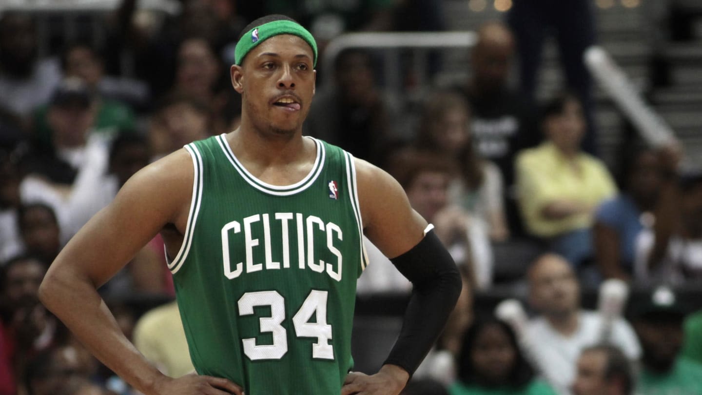 NBA Legend Paul Pierce Wearing A New York Knicks Jersey Went Viral