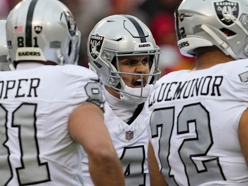 Former Raiders QB Praises Aidan O’Connell Amid QB Battle