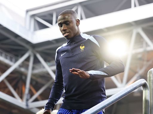 El rediseño de la defensa de Ancelotti pasa por la renovación de Mendy