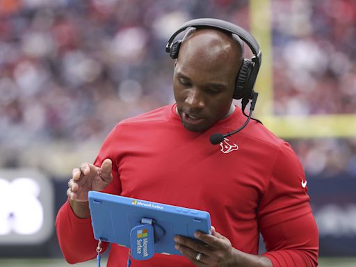 Texans Coach DeMeco Ryans Shares Advice Ahead Of Rookie Minicamp