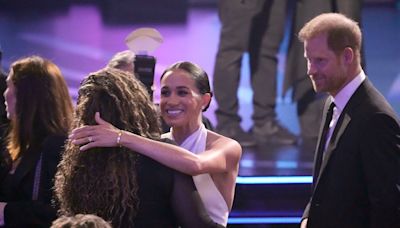 Meghan arrives at US awards ceremony in support of honouree Harry