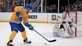 Rosen, Binnington spark Blues to 3-1 win over Blackhawks