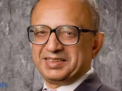 If Trump comes to power, the worst-case-scenario is terrible for India & world: Swaminathan Aiyar