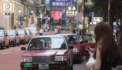 的士業促增資助誘車主換電動車 批抽籤形式無助淘汰舊車