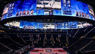 Storms, stats, and t-shirt cannons: The Clippers' Halo Board goes all out