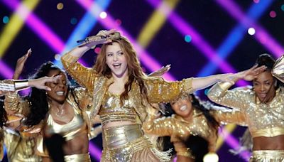 A qué hora va a cantar Shakira en la final de la Copa América entre Argentina y Colombia