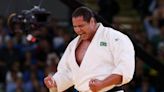 Medalhista olímpico, Rafael Silva usa filme do Senna em ritual pré-luta e admite ser um judoca 'geek'