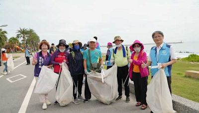 九河分署號召花蓮民眾南濱海岸淨灘 響應全國河川日