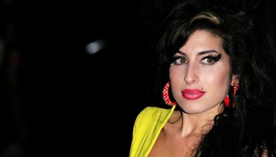 8 Amy Winehouse Songs That Will Have You Singing Out Loud