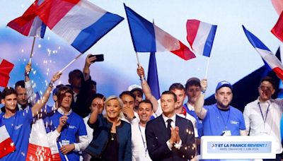 Partido de Le Pen lidera las encuestas previo a las legislativas francesas, con el voto femenino como su gran puntal - La Tercera