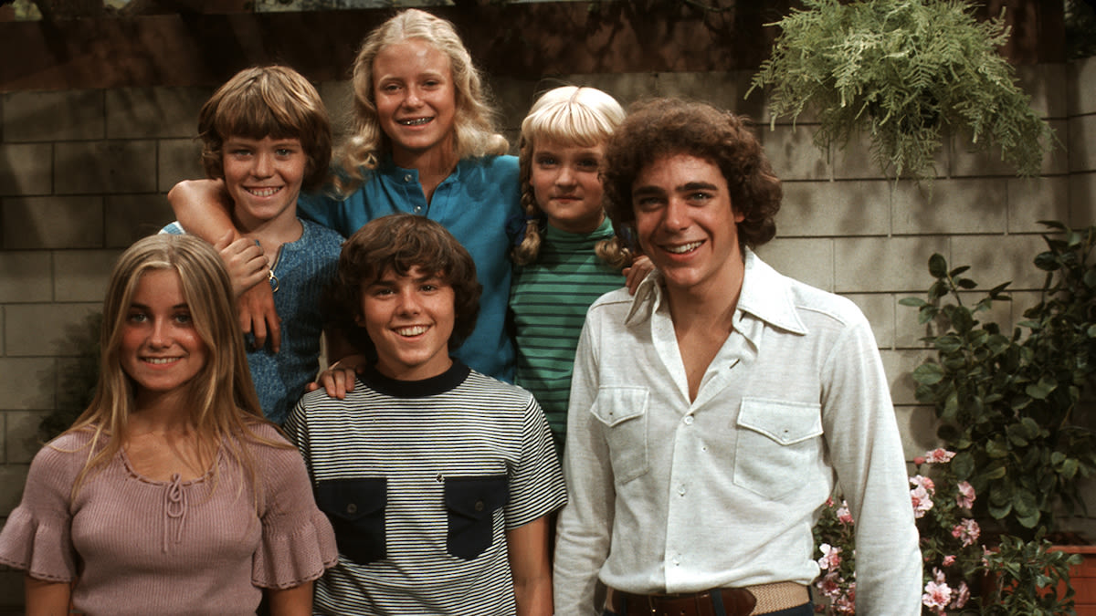 Brady Bunch Cast Relationships: Who Got Together Behind-the-Scenes