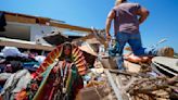 North Texas battered by strong storms, thousands left in the dark