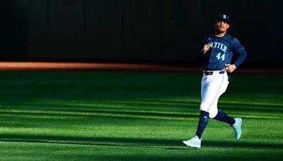 Luis Castillo continues cruising on mound as M's edge Braves