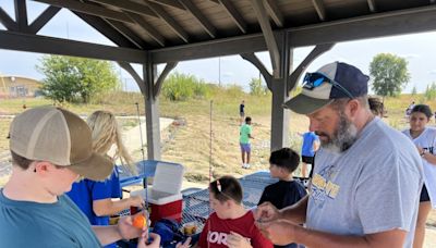 Macon County students take science class outside, with the help of area non-profit