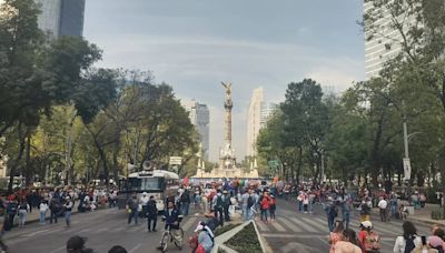 CNTE paraliza Reforma y otras principales avenidas de la CDMX; se reportan enfrentamientos con motociclistas