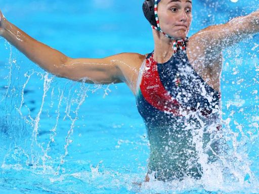 Estados Unidos e Espanha estreiam com goleadas no polo aquático feminino