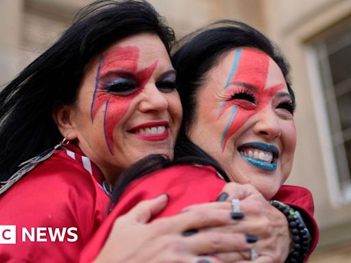 Life on Mersey? David Bowie fans in Liverpool for convention