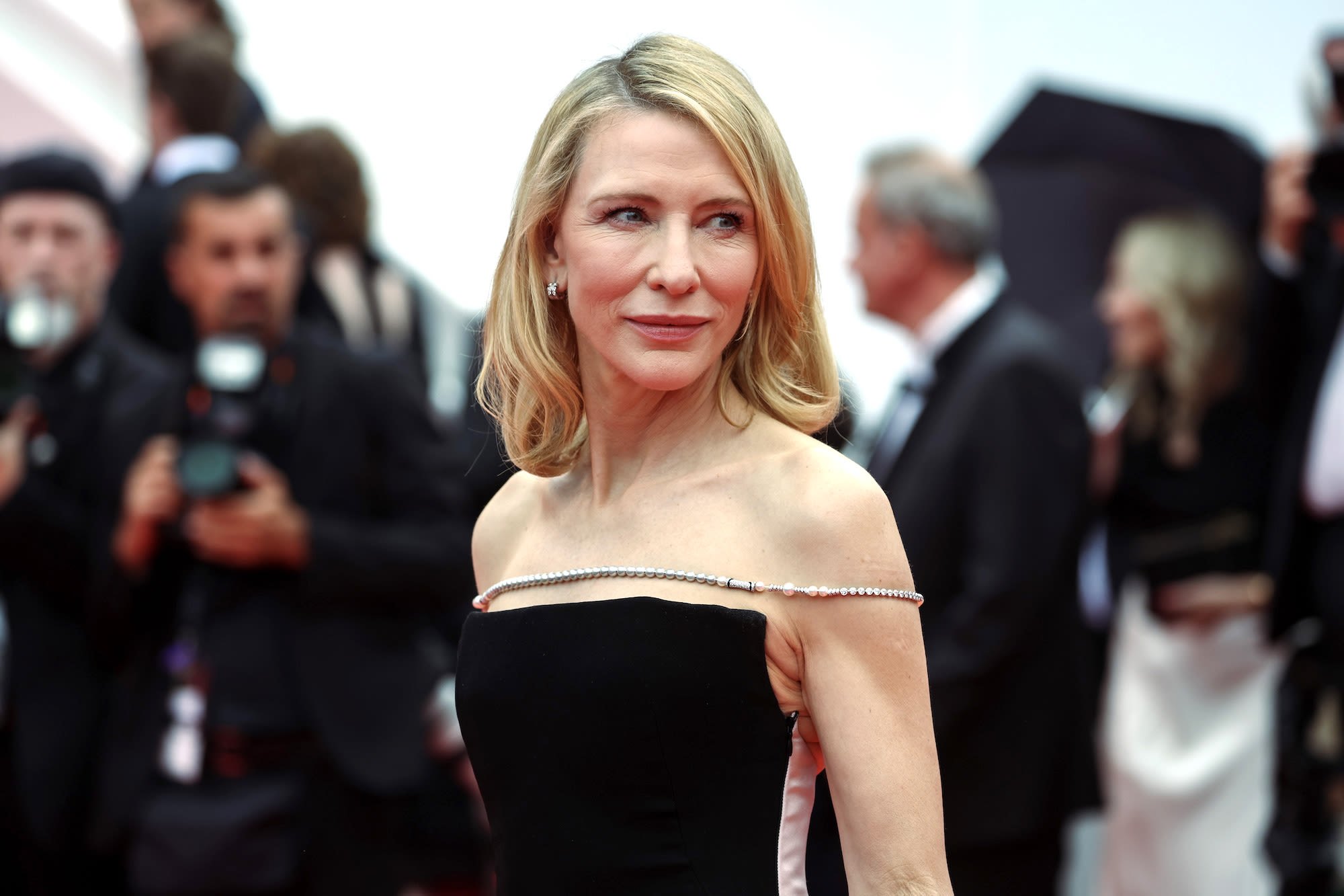 People Are Confused by Cate Blanchett Calling Herself ‘Middle Class’