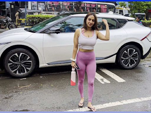 Actor Akansha Ranjan Buys Rs 70 Lakh Kia EV6