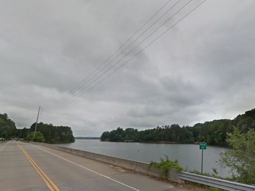 Two teens drown after leaping from bridge into South Carolina lake after dare