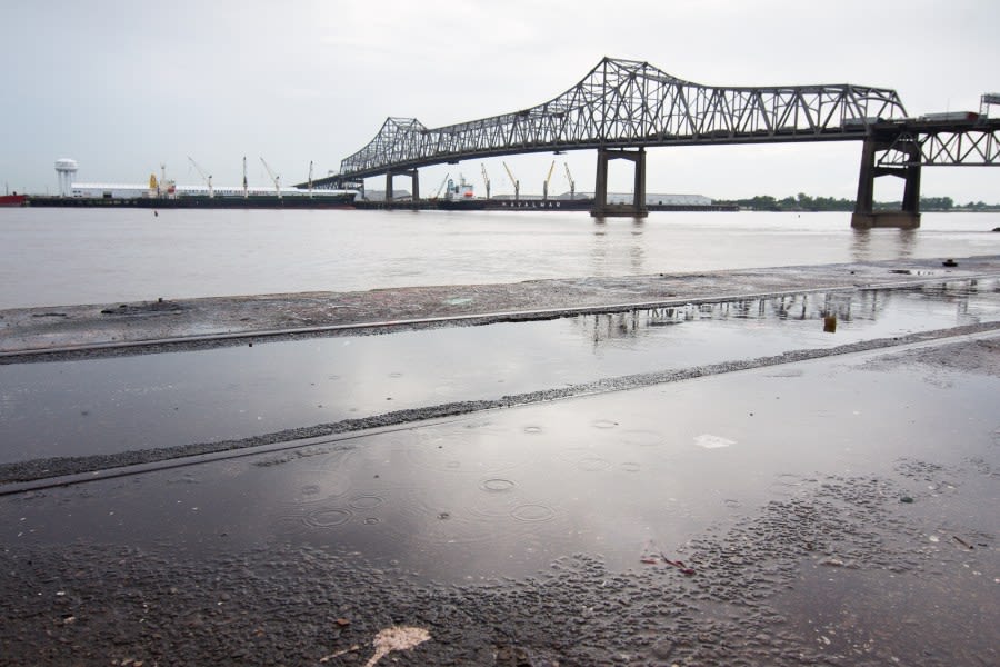 Study: Louisiana on list of top US states with the most dangerous bridges