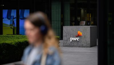 Big Four Accounting Firm PwC UK Orders Staff Back to the Office