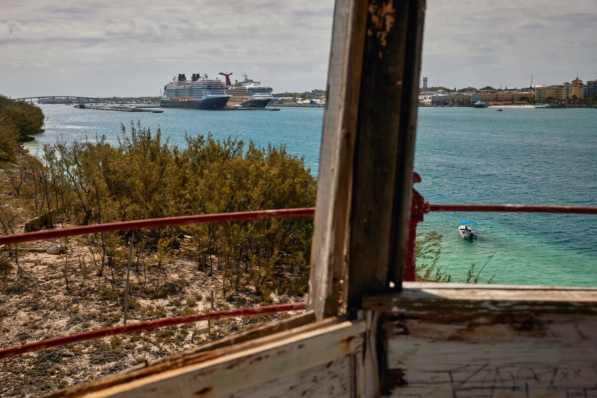 Luxury Cruises Pour $1.5 Billion Into Private Islands, Beaches