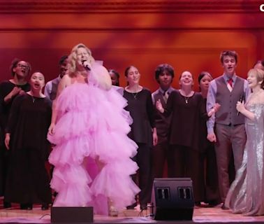 Video: Patti LuPone & Bridget Everett Sing Bob Dylan's 'Forever Young' at Carnegie Hall