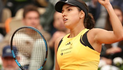 Osorio araña un set, pero cae ante Jabeur en segunda ronda de Roland Garros