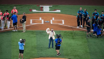 Sin contratiempos, Cody Johnson canta himno nacional antes de Juego de Estrellas