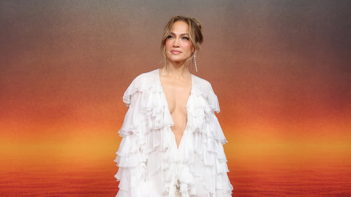 Jennifer Lopez on Filming ‘Intense’ Solo Scenes for ‘Atlas’ (Exclusive)