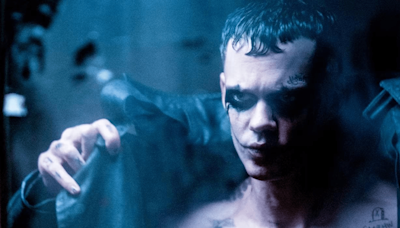 The Crow Star Bill Skarsgård Got Naked and Jumped in Tank of Oil