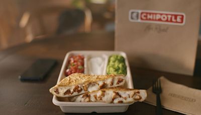 Centerville's first Chipotle to open next week