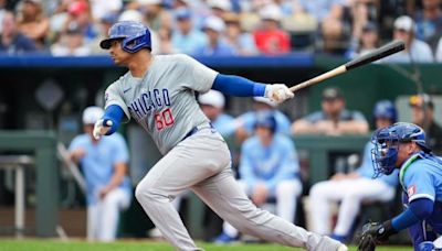 Cubs get timely hits, rally past Royals