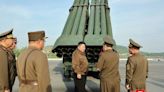 Coreia do Norte implantará novos sistemas múltiplos de lança-foguetes