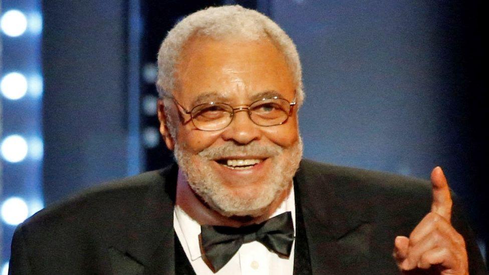 Tributes paid to acting 'giant' James Earl Jones