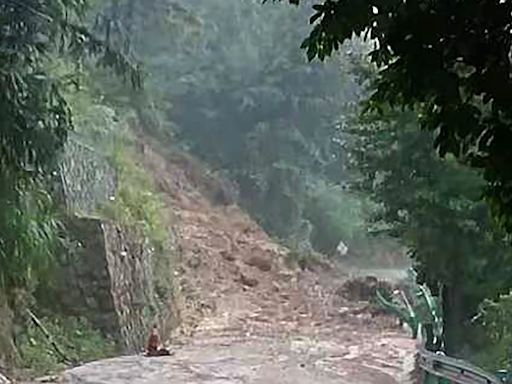 15 killed by mudslide in China amid heavy rain from tropical storm Gaemi