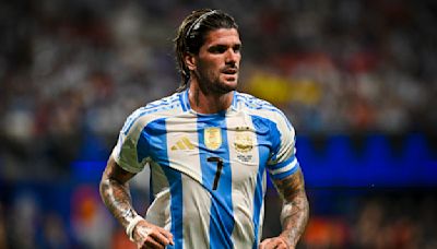 Rodrigo de Paul, el jugador que carga con la "condena" de ser amigo de Lionel Messi