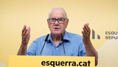 Ernest Maragall se da de baja de ERC por la polémica de los carteles que se burlaban de su hermano