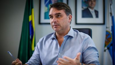 Flávio Bolsonaro diz que candidatura de Ramagem no Rio segue de pé: “nada mudou”