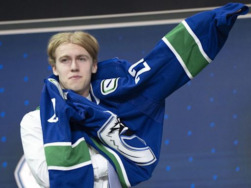 Canucks: Here's how Jonathan Lekkerimaki can make the NHL