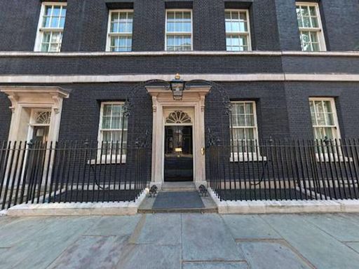 英國已經破產? 首相辦公室 : 赤字近8400億 都是前政府的錯