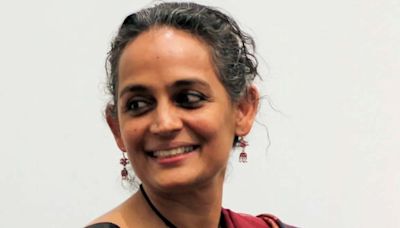 Arundhati Roy wins PEN Pinter award for ‘defining real truth of society’