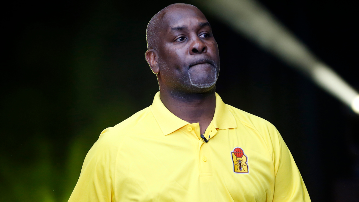 Hall of Famer Gary Payton, ex-NBA player get in shoving match during BIG3 game